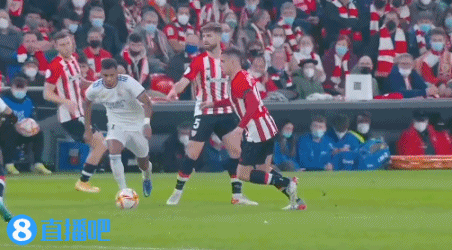 好消息，伤缺近两个月的切尔西前锋雅克松已恢复训练